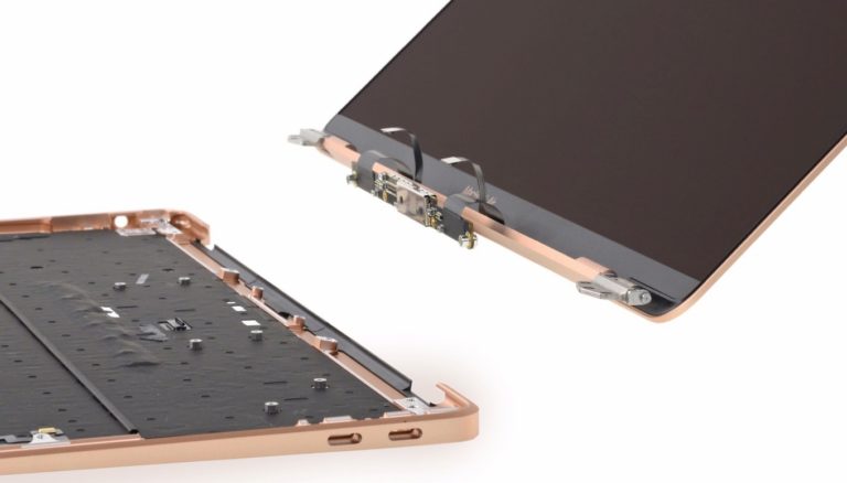 2016 MacBook Pro フレックスゲート