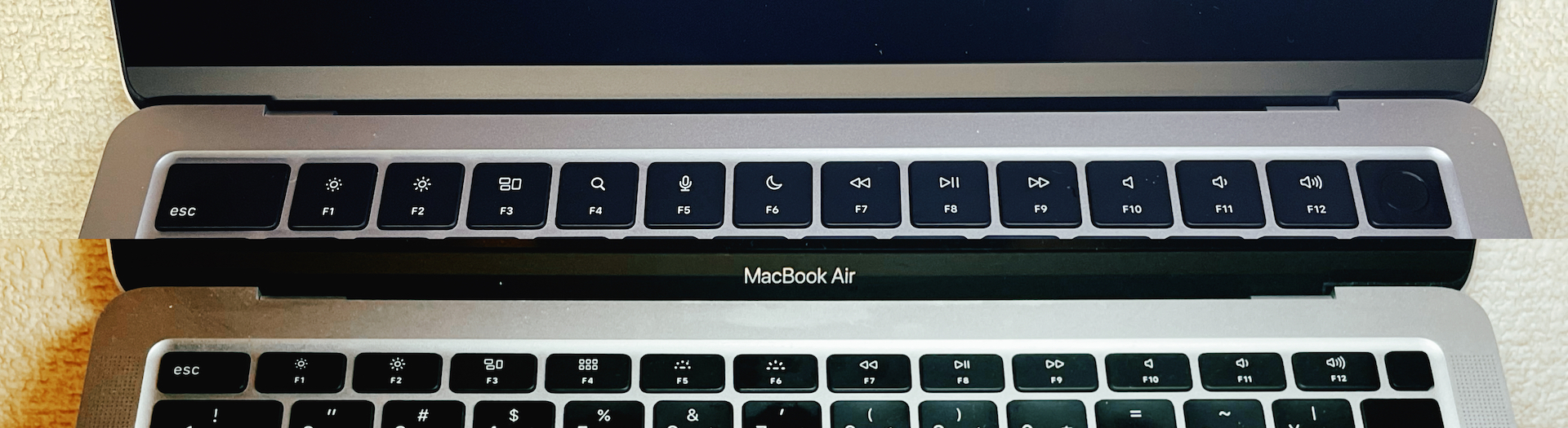 MacBook Air 2020と2022のヒンジ