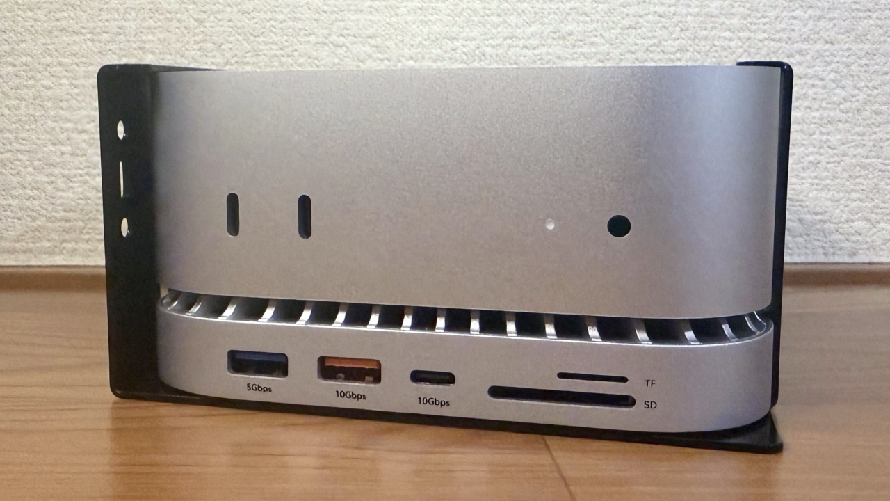 RayCue Mac Mini M4 Standと長尾製作所 Mac mini 2024専用セキュリティーマウント