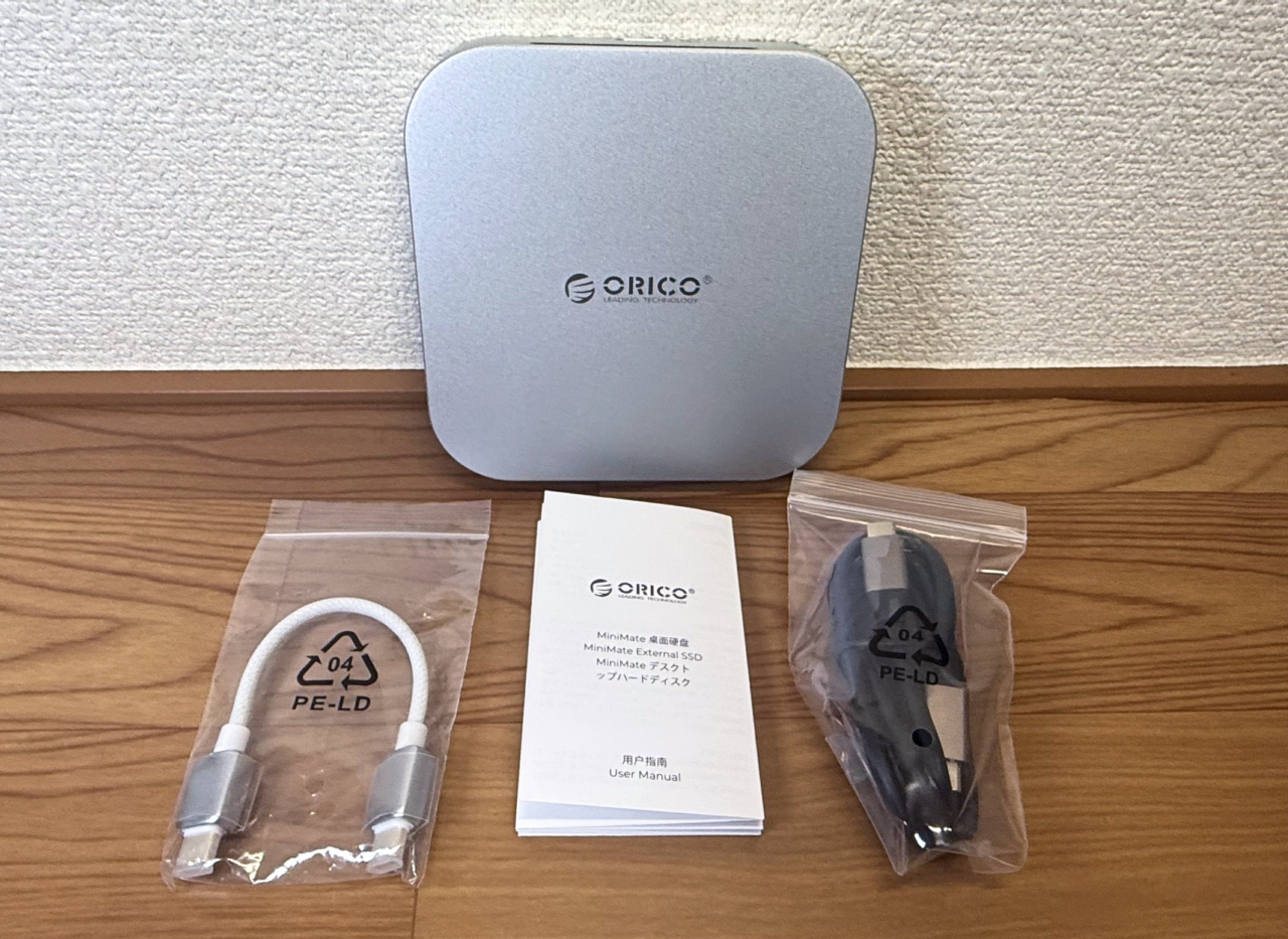 ORICO MiniMate 40Gbps External SSD for M4 Mac Miniの付属品