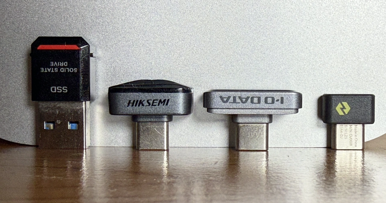 BUFFALOのSSD-PSTU3AとHIKSEMI HS-USB-S450 U3、IODATAのSSPJ-UTC、Logi Bolt (USB-C)