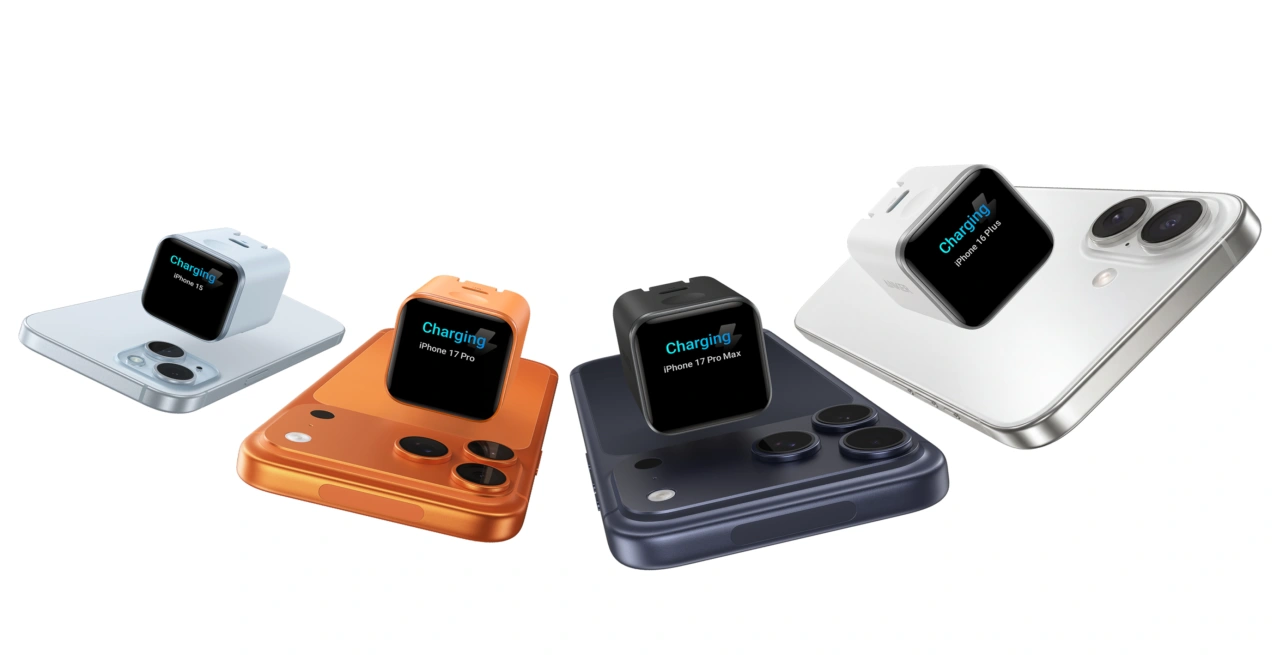 Anker Nano Charger (45W, Smart Display, 180° Foldable)