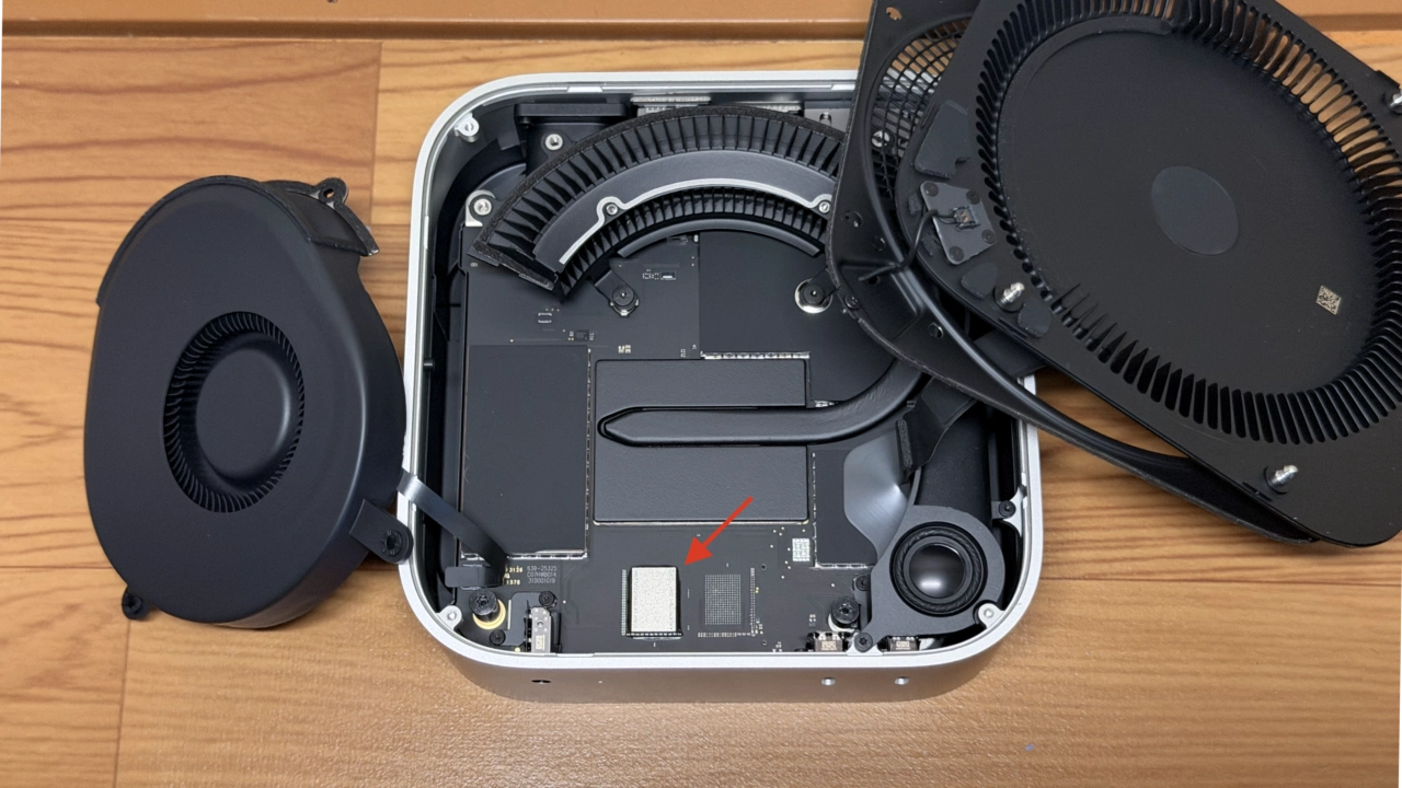 Mac mini M5 SSD on board
